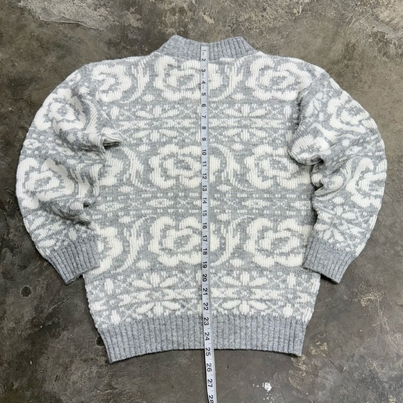 Vintage Jolie Raised Floral Knit Sweater USA Made - Picture 8 of 10